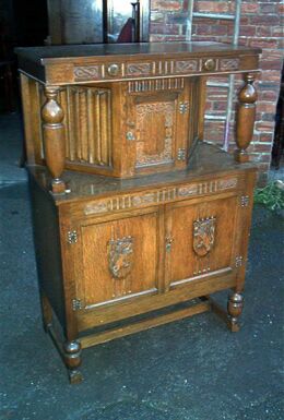 Court_Cabinet_(Oak).jpg