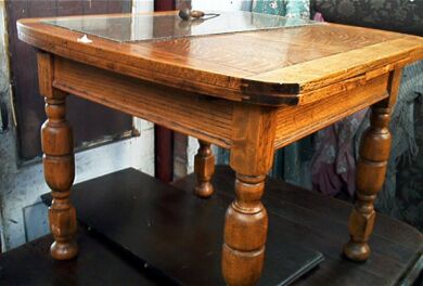 Draw-Leaf_Table.jpg