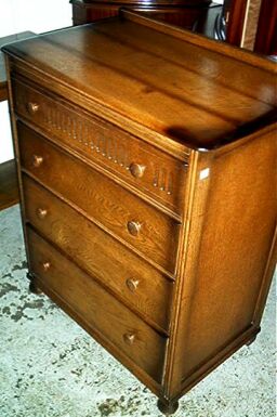 Chest_of_Drawers_(4-Drawer).jpg