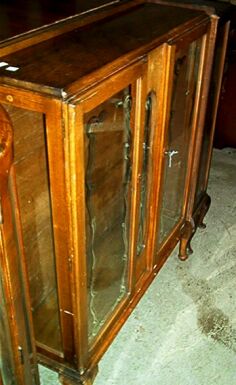 Display_Cabinet_8.jpg