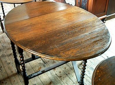 Drop-Leaf_Table_2.jpg