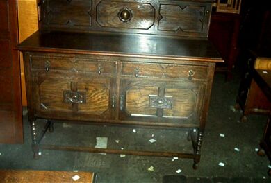 Sideboard_(Oak).jpg