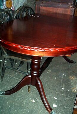 Table_(Duncan_Phyfe_Style).jpg