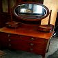 Dressing_Table_(Inlayed_Round_Mirror).jpg